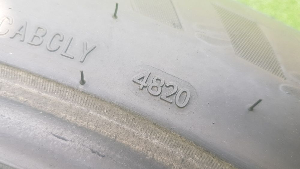 Anvelope 2x235 60 16 Dynamio dot 20 mm 5.3