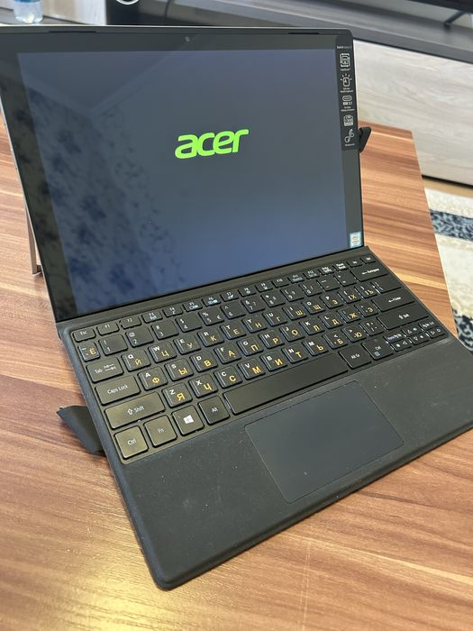 Гибридный планшет ACER