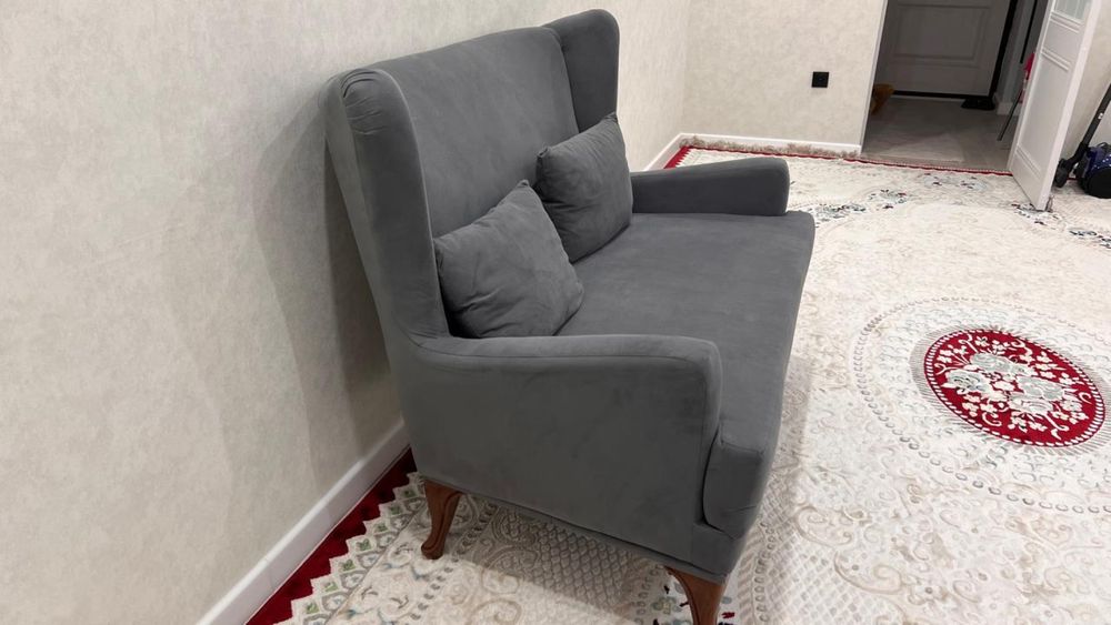 Продам диван в хорошем состояний