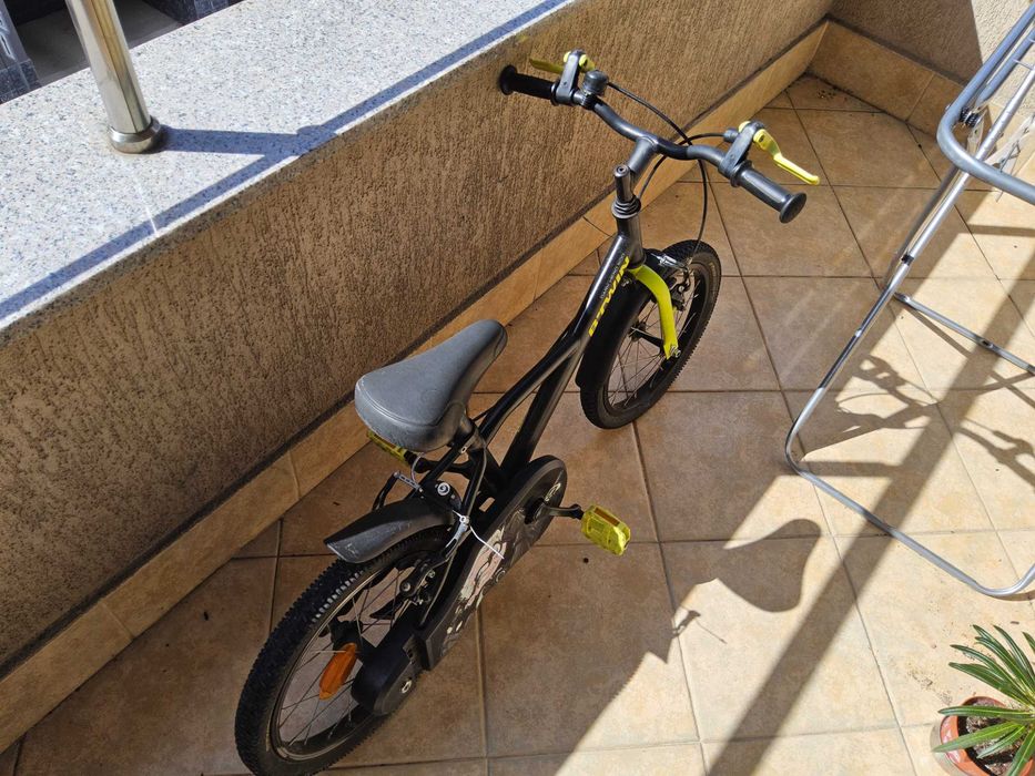 Детски велосипед Btwin Dark Hero