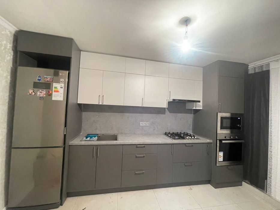 Мебель на заказ ( шкафы , кухни , прихожие, тв тумба  )