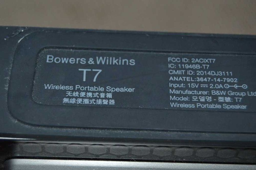 Boxa Bluetooth Bowers & Wilkins T7 - citeste anuntul