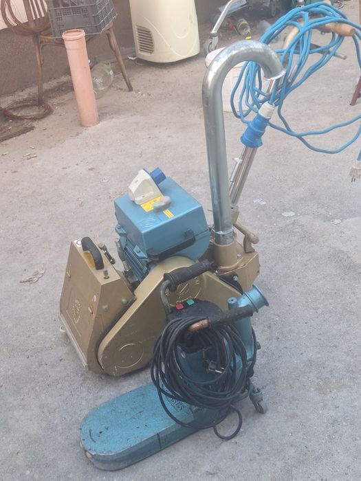 Vând set mașini slefuit raschetat parchet