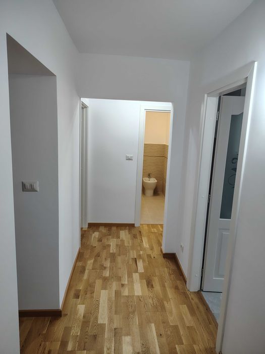Apartament 3 camere de vânzare Roman