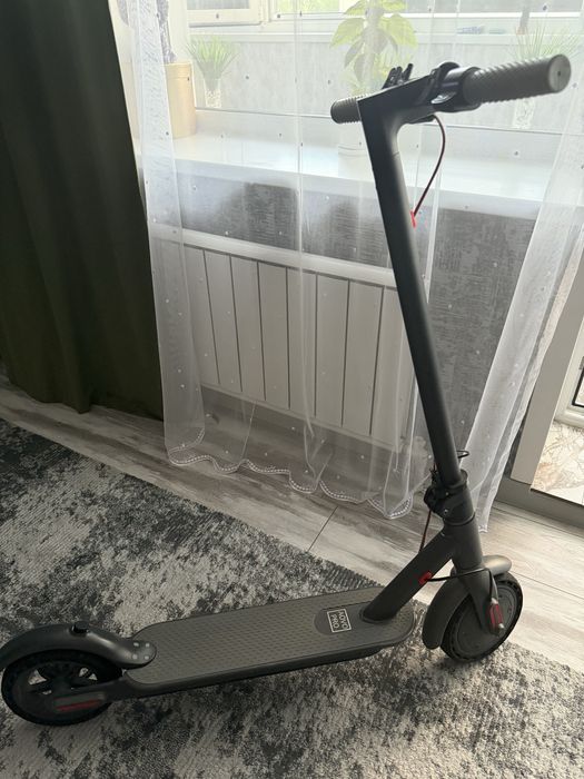 Электросамокат.