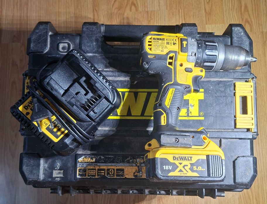 Dewalt ударно пробивен винтоверт