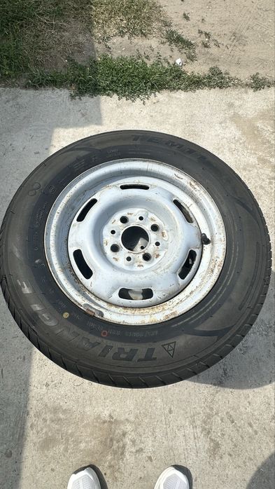 Продам резину сдисками