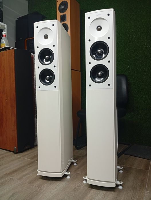 Тонколони JAMO S-606 White piano liqueur