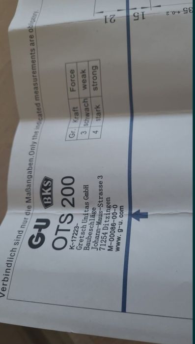 Продам новый доводчик