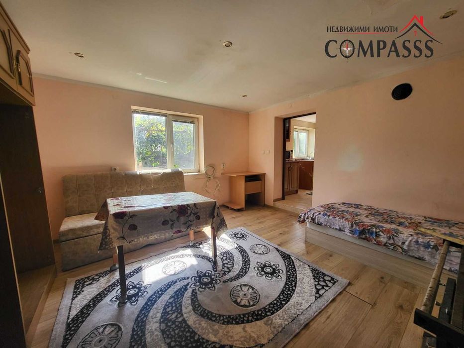 Продава се Къща в с. Божурово, Област Добрич - 100 кв.м за 230 €/кв.м - Снимка #2