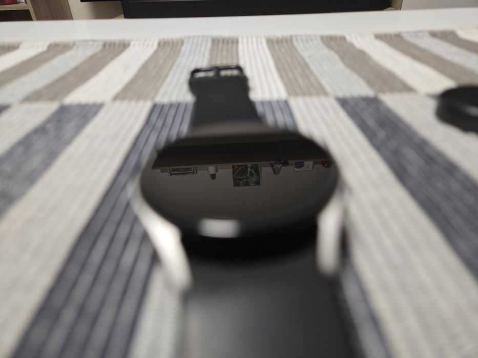 Продавам часовник Samsung Galaxy Watch 5 40mm BT