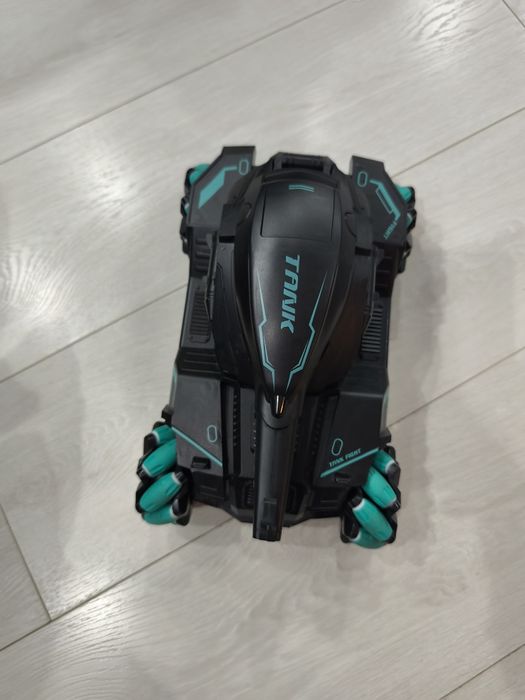 Tanc de jucarie cu telecomanda, lumini, sunete, 360°, proiectile bile