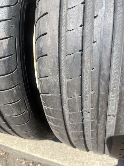 2 бр. летни гуми 235/45/18 GoodYear 5 mm DOT 2518