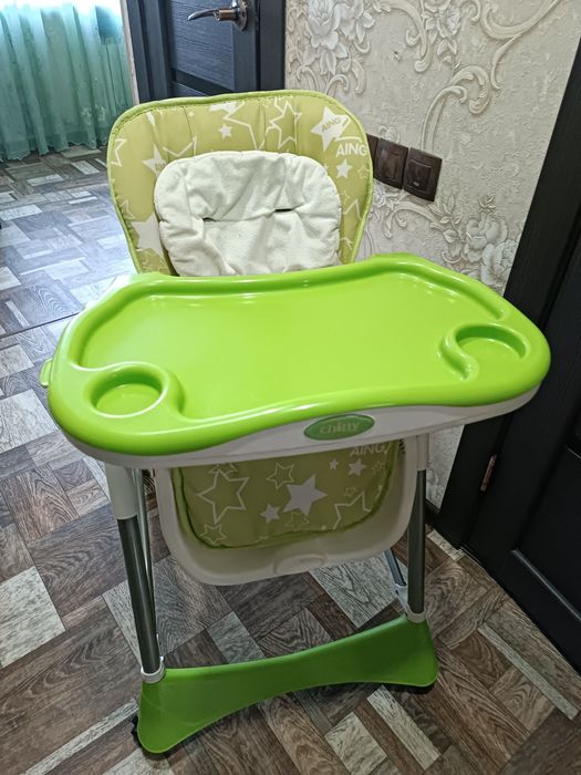 Детский стул для кормления