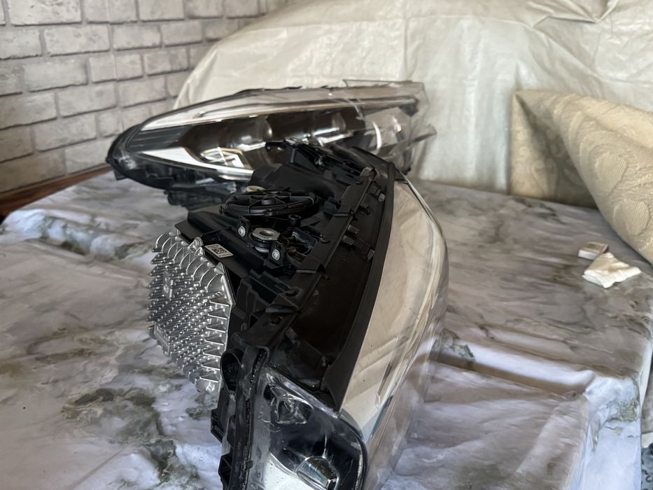 Фара бмв  оригинал