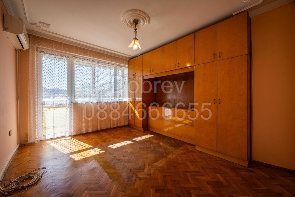 Продава се Многостаен апартамент в Варна, Левски - 140 кв.м за 1020 €/кв.м - Снимка #6