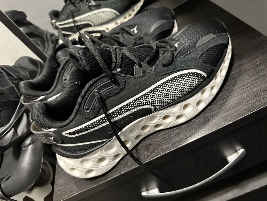 Puma size 43 Black