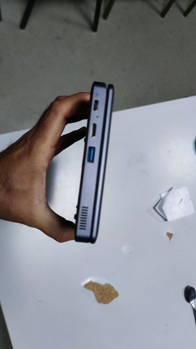 MiniBook Chuwi 8. Windows 11, 6/128,sensor, 360