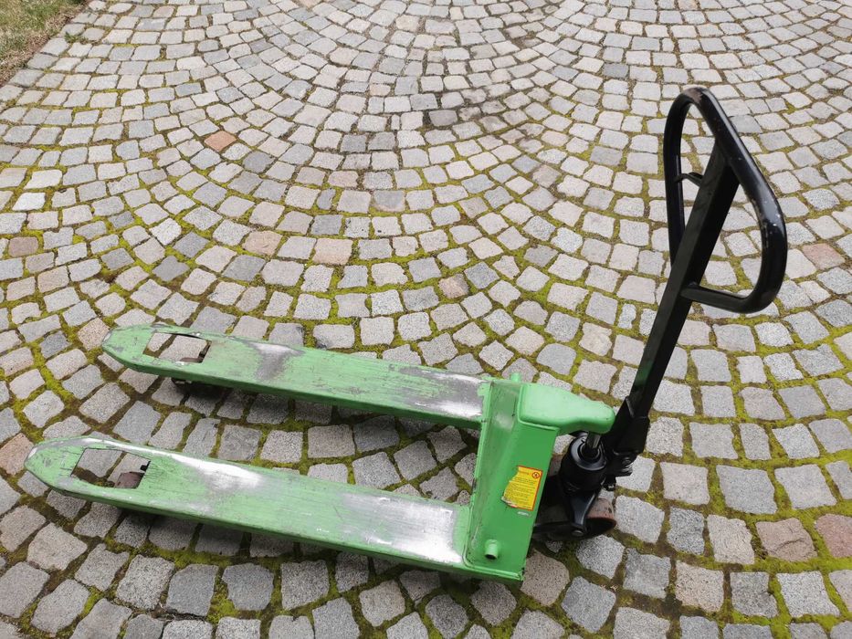 Транспалетна количка