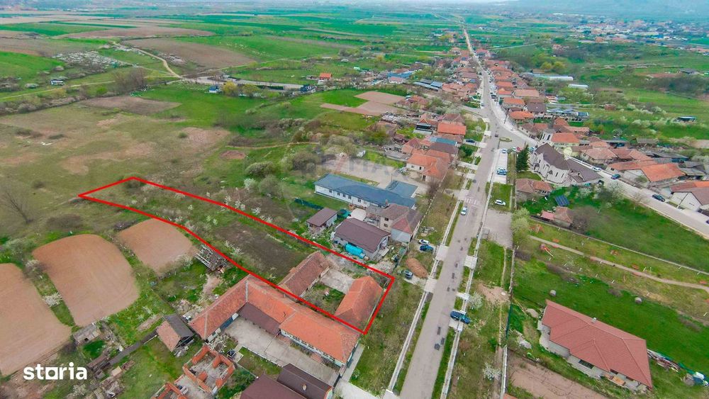 De vânzare teren 2.440 mp cu casă, asfalt și utilități – Alparea