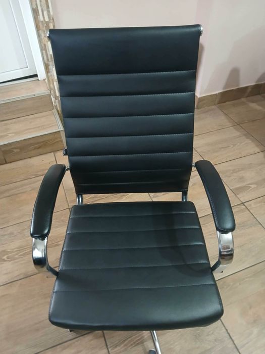 Scaun de birou din piele