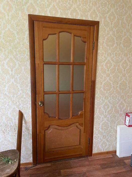 Продам межкомнатные двери б/у