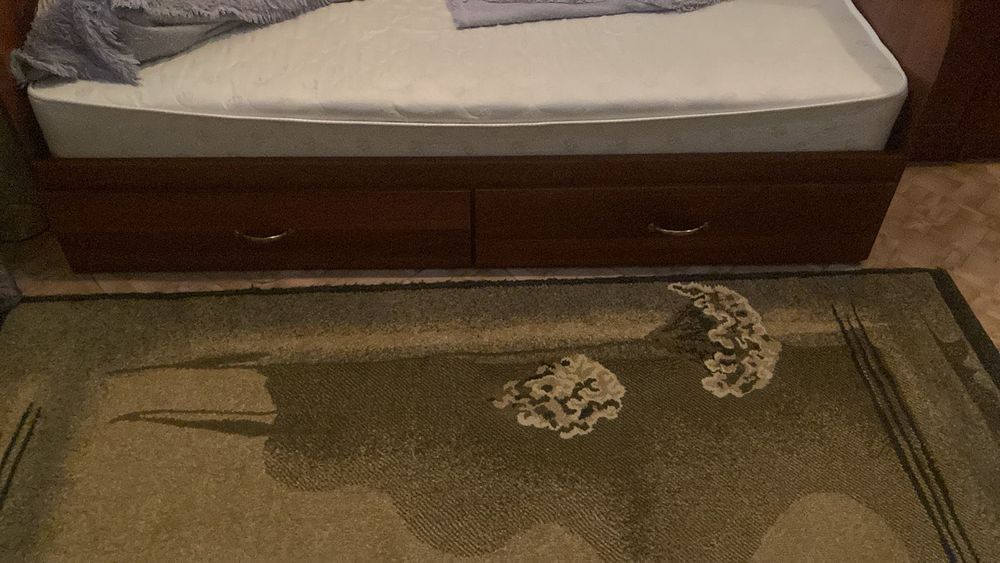 Кровать односпальная