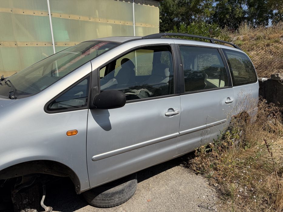 Продава се VW Sharan