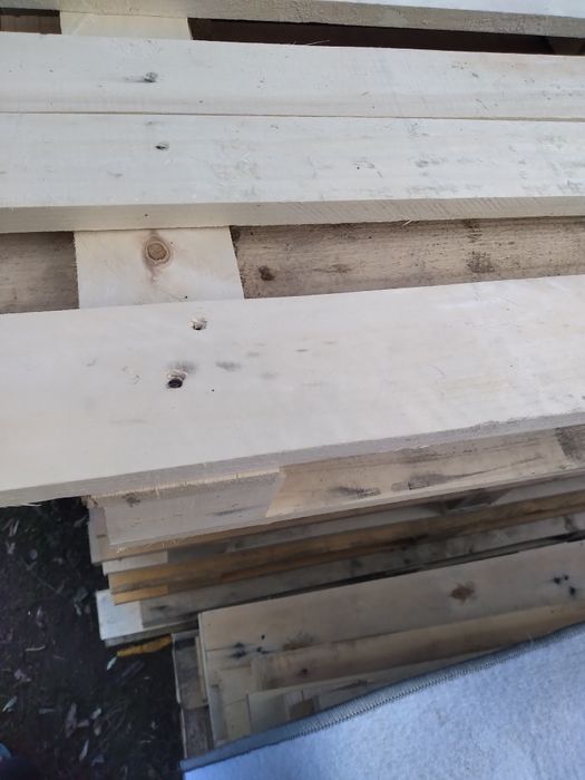 Продам поддоны б/ у в хорошем состоянии