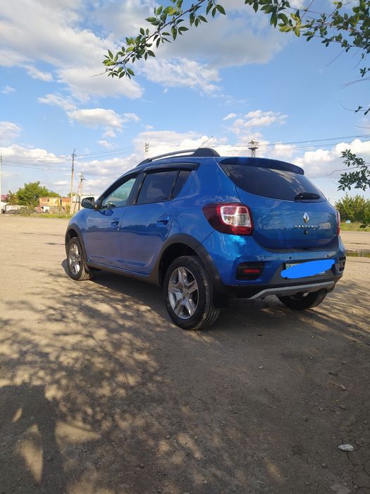 Продам Рено Сандеро степфей