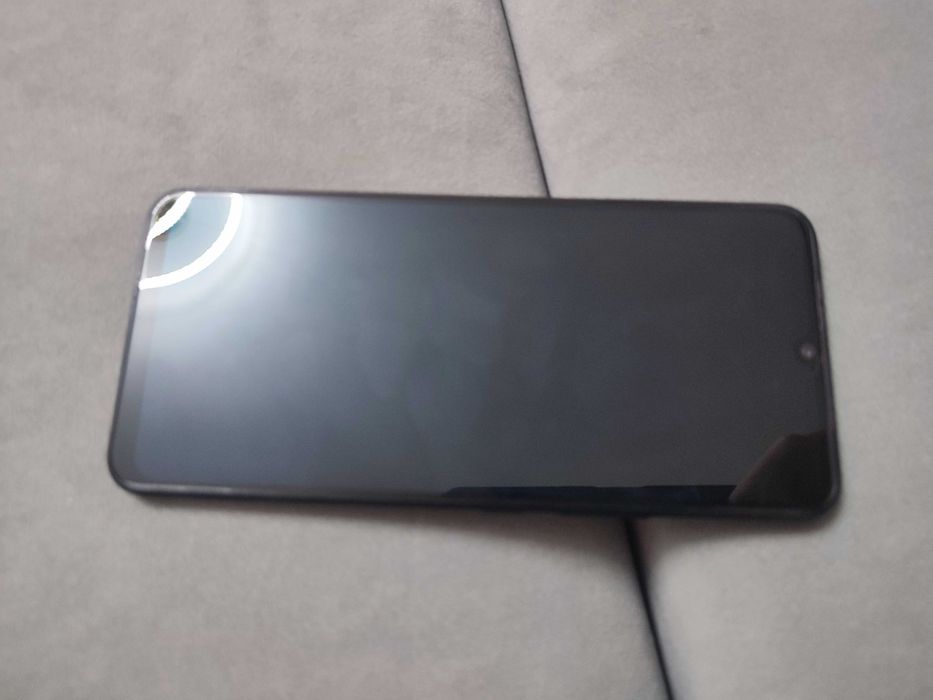 Смартфон Vivo V2116