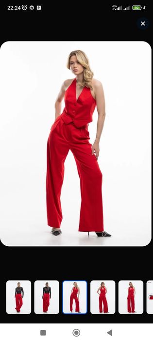 Продам  женские костюм