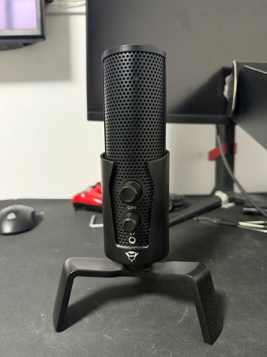 Microfon streaming 4-in-1 Trust GXT258 FYRU