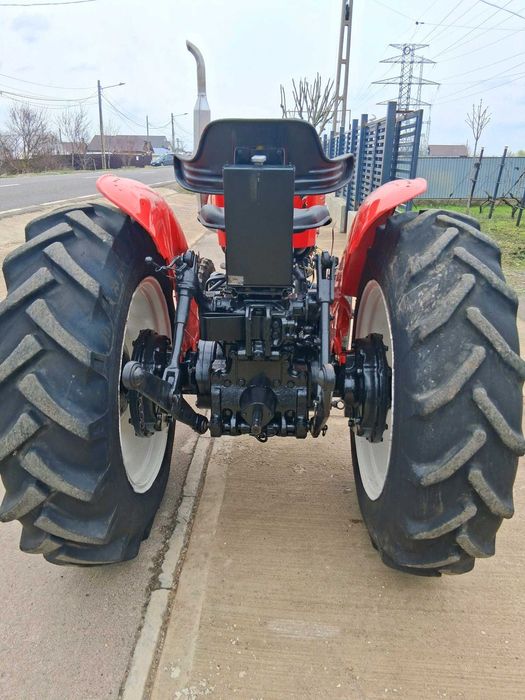 Tractor viticol utb universal u445 vr pentru vie