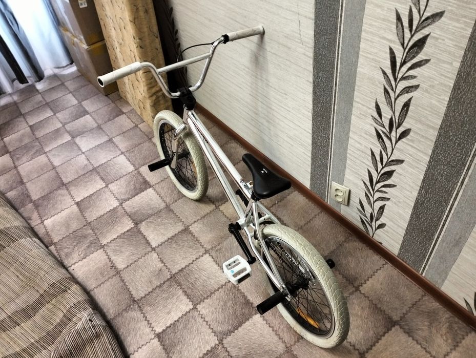 Велосипед BUSTER BMX GR-S 2023 14 дюймов серебристый