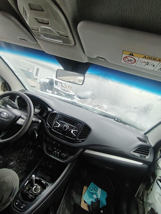 Панель лада Веста