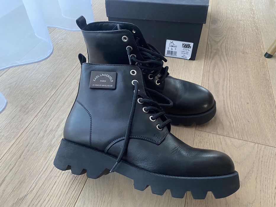 Bocanci Karl Legerleld, 38