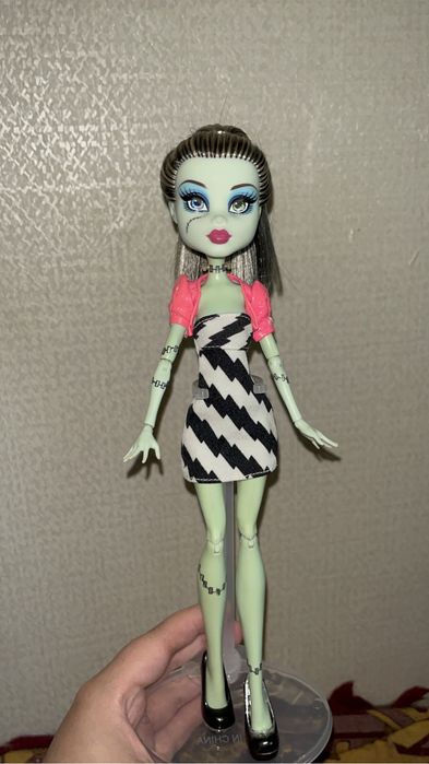 Продам кукол Monster high, одежды Bratz