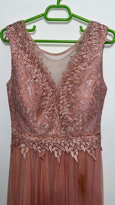 Rochie lungă de seară roz somon marimea 38