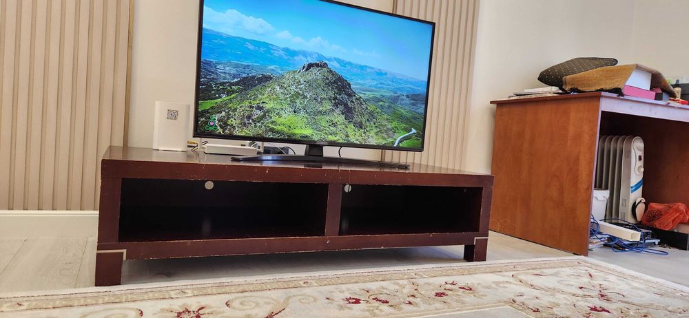 Тумба под телевизор