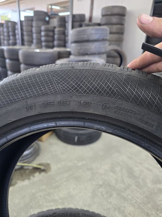 4 Броя Гуми 225/55/18 Continental 2x5,5mm 2x5mm