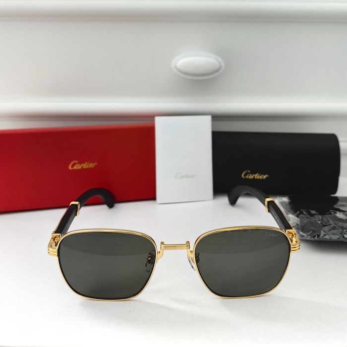 Слънчеви Очила Cartier CT0363S чисто нови с кутия