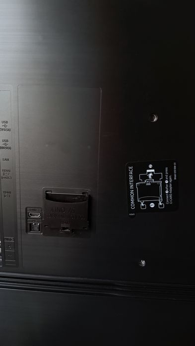 Телевизор SAMSUNG