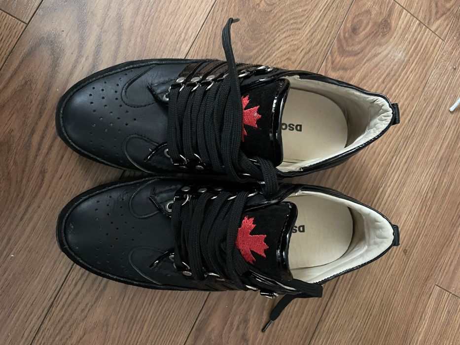 Sneakers Dsquared nr 40 si 38