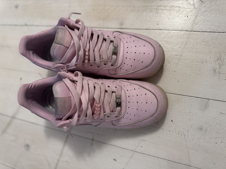 Vand air force 1 nocta roz marimea 42.5