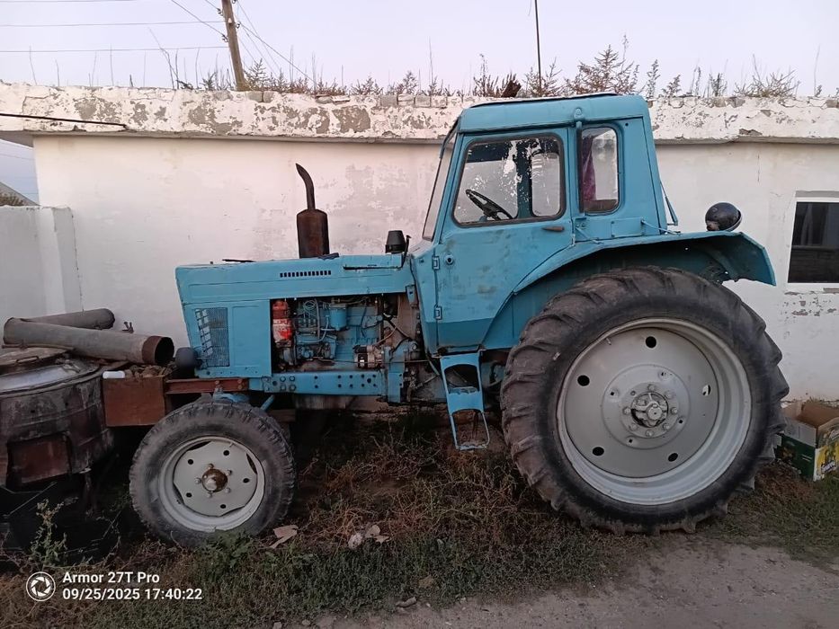 Продам трактор на ходу