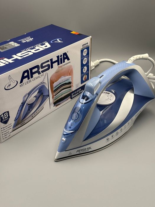 Паровой утюг Arshia.3000W  Керамическая подошва