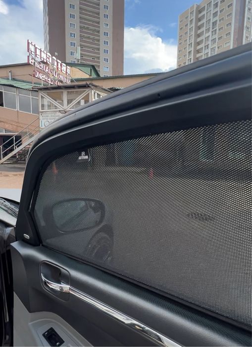 Автошторки LUTOR / CHRYSLER 300C / Астана