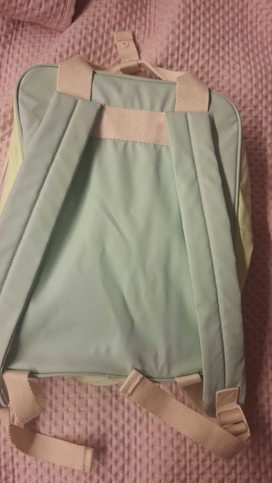 Раница Nike ,Zara 10evro