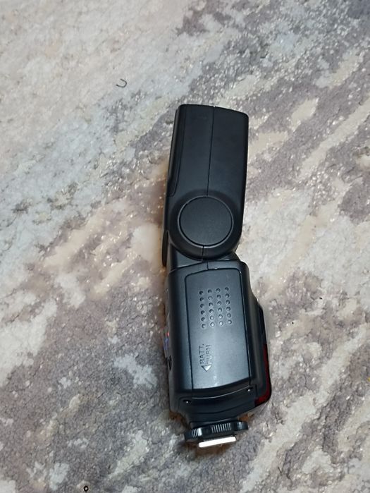 Blitz Universal Neewer TT560